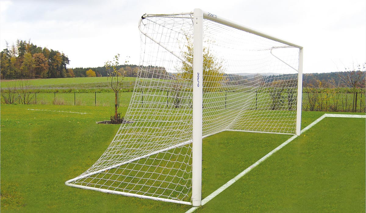 fussballtor-feststehend-netzbuegel Fußballtor Feststehend mit Netzbügel